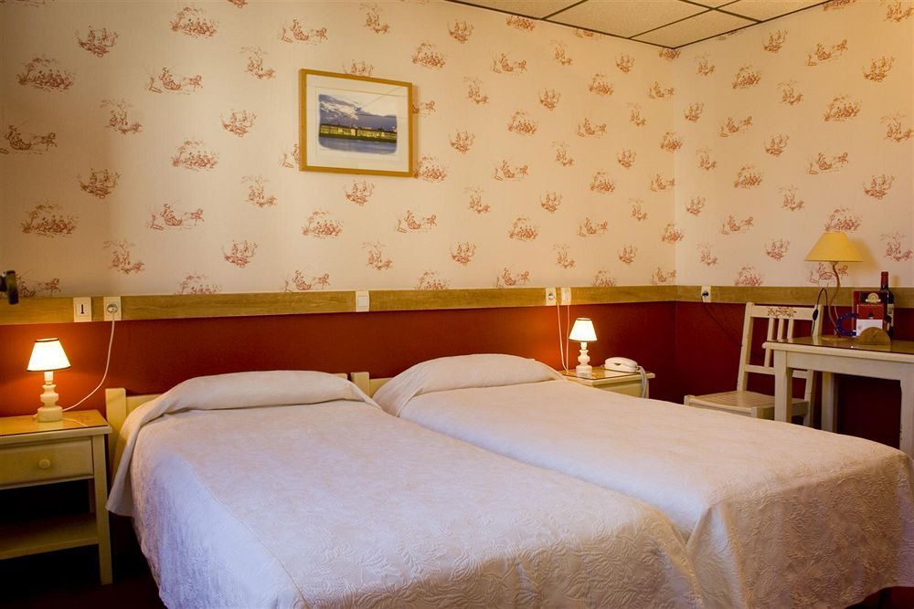 בורדו Hotel Des 4 Soeurs מראה חיצוני תמונה